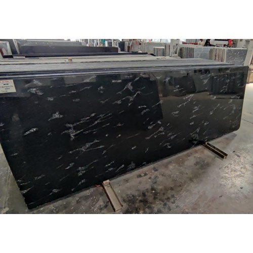 fish black granite