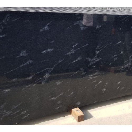 fish black granite
