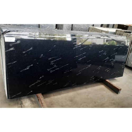 fish black granite