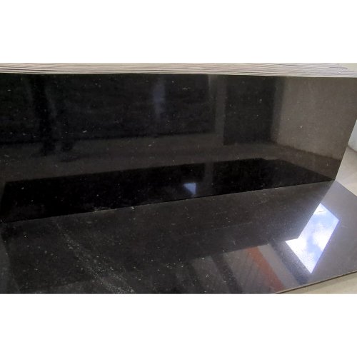 makhana black granite