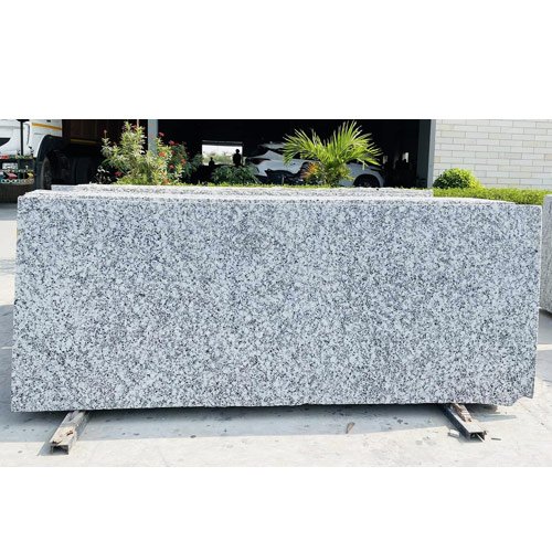 p white granite