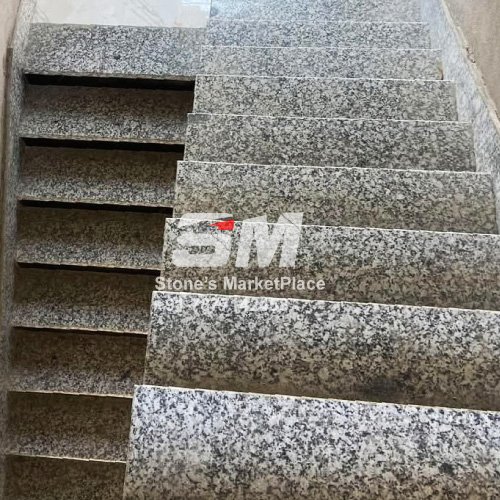 p white granite flooring